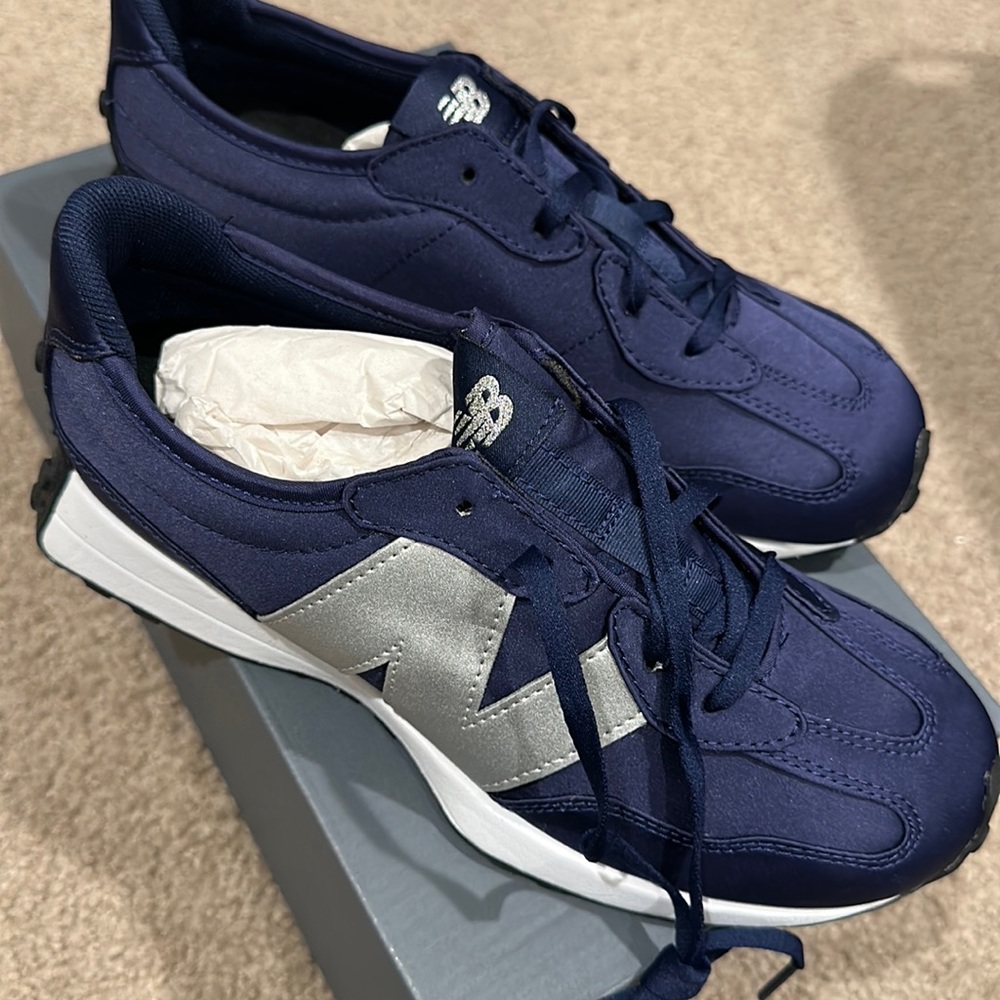New balance sneakers for sale brand new